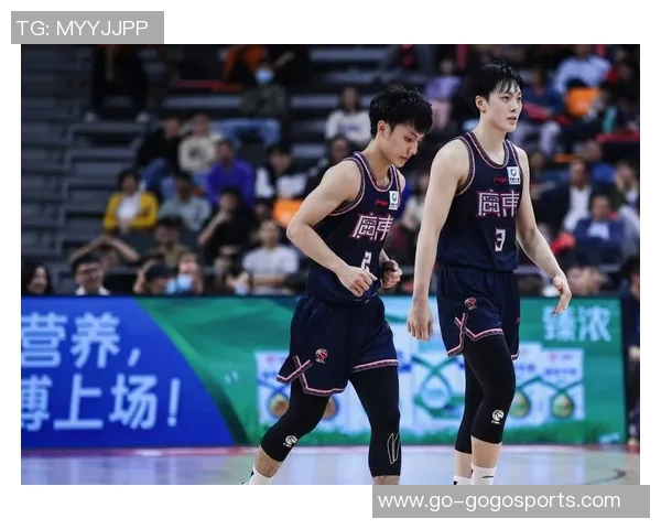 广东队锋线新星崛起体校杯狂砍37分15篮板5助攻5抢断展现潜力